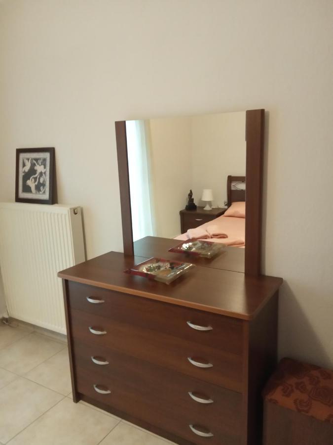 Isavrou Apartment 코모티니 외부 사진